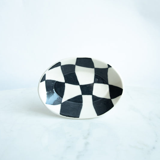 Schaaltje zwarte grid