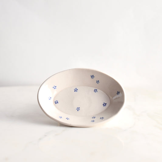 Klein schaaltje bloemetjes