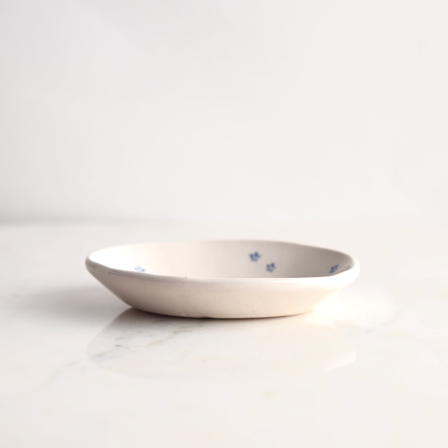 Klein schaaltje bloemetjes